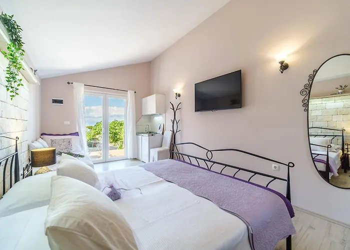 Beachfront House Mir With Private Pool And Jacuzzi Right At The In Beautiful Bay In Mirca - Brac Mirce