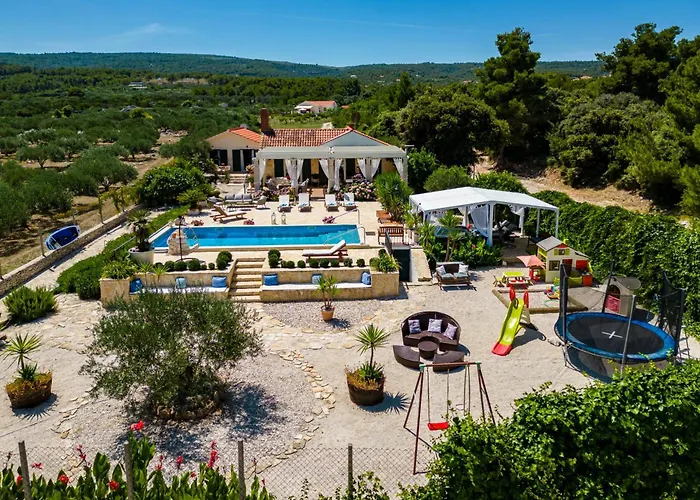 Villa Beachfront House Mir With Private Pool And Jacuzzi Right At The In Beautiful Bay In Mirca - Brac *