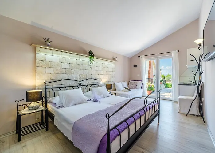 Villa Beachfront House Mir With Private Pool And Jacuzzi Right At The In Beautiful Bay In Mirca - Brac Mirce