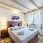 Villa Beachfront House Mir Brac Near Supetar With Pool And Jacuzzi
