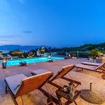 Beachfront House Mir Brac Near Supetar With Pool And Jacuzzi Villa