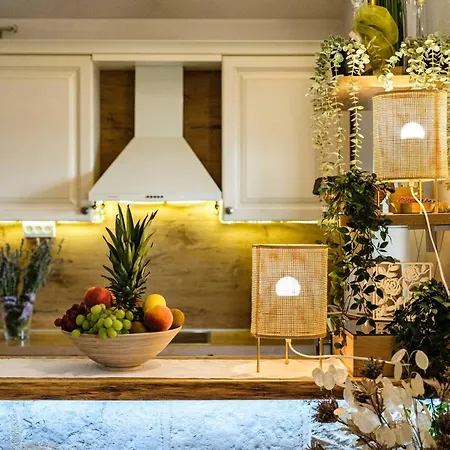 Beachfront House Mir Brac Near Supetar With Pool And Jacuzzi Villa *